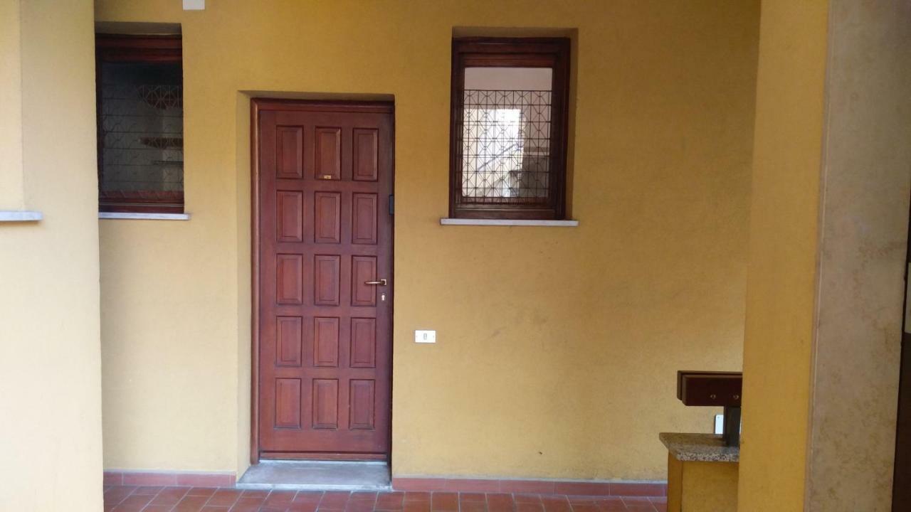 Apartamento Bianca Studio Guanzate Exterior foto